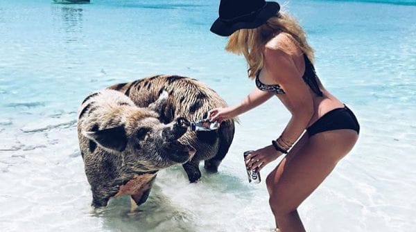 Apu megvette nekik a várost (is): az Instagramon láthatja a gazdag gyerekek vakációját