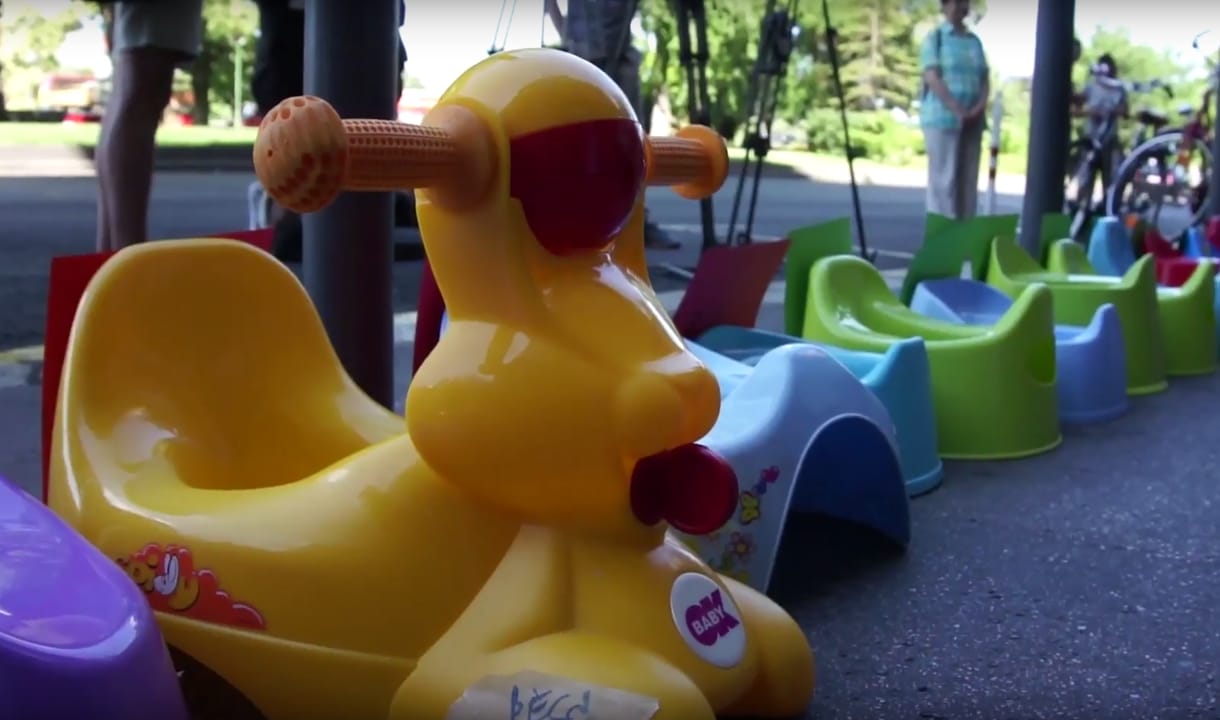 Szarügy! Közügy! – közvécékért tüntettek Budapesten