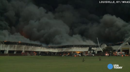 Brutális tűzzel küzdenek a GE gyárában Kentuckyban - videó