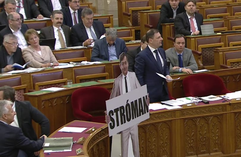 Mészáros Lőrinc okozott kisebb pánikot az Országgyűlésben
