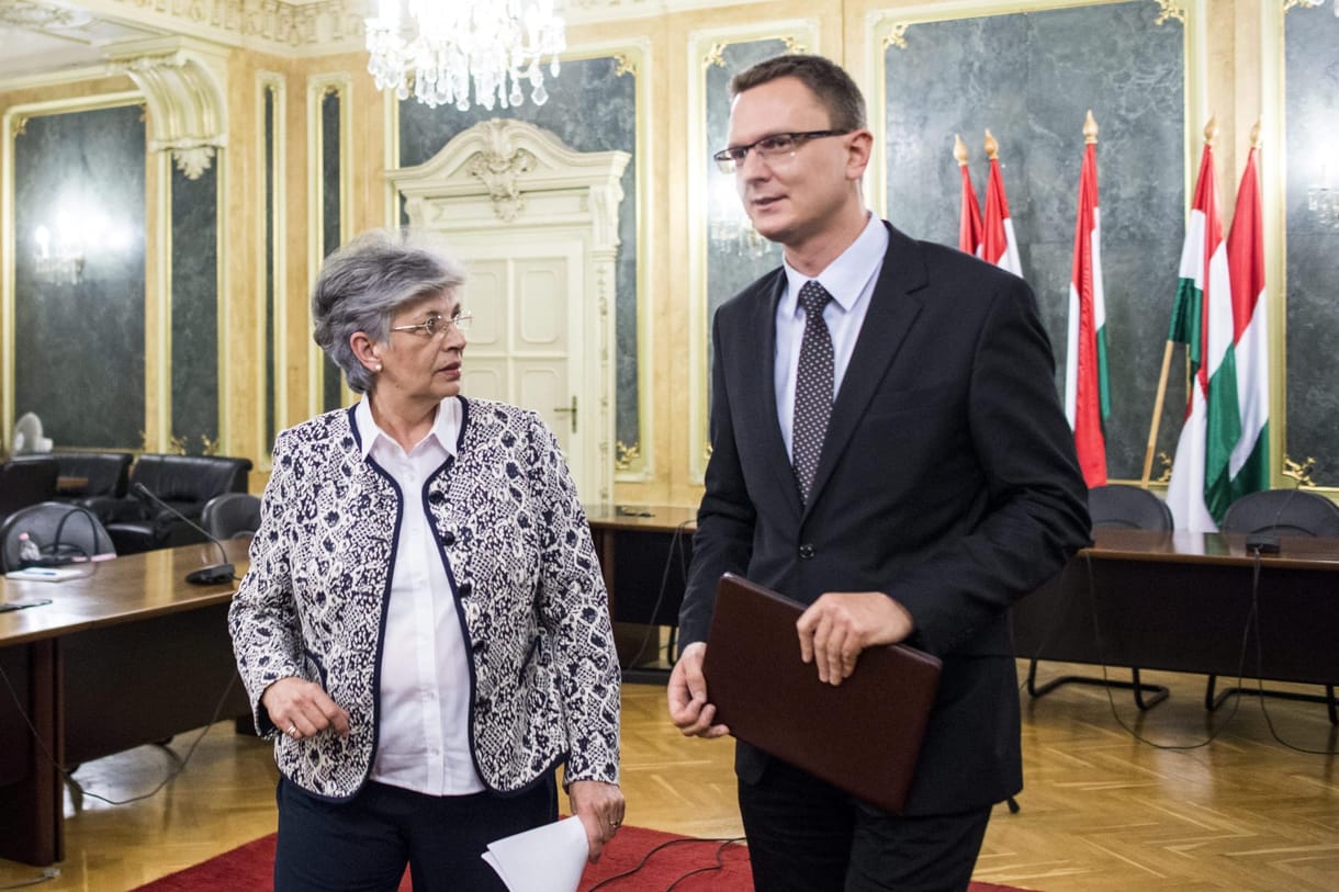 Gallóné: Meglepő bejelentéssel készülnek ma a pedagógusok
