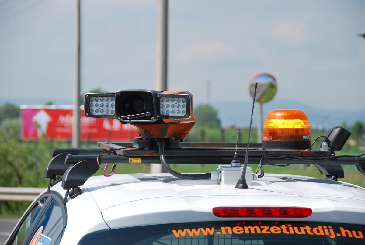 Magyarok építhetik ki az elektromos útdíjfizetési rendszert Indonéziában