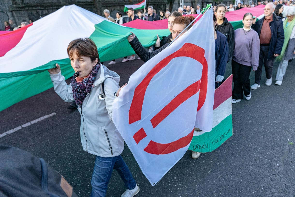 Párbeszédben állnak Magyar Péterrel, egy tagszervezetük pártot alapított, javaslatukkal a parlament foglalkozik – felpörgött az Országos Közös Akarat
