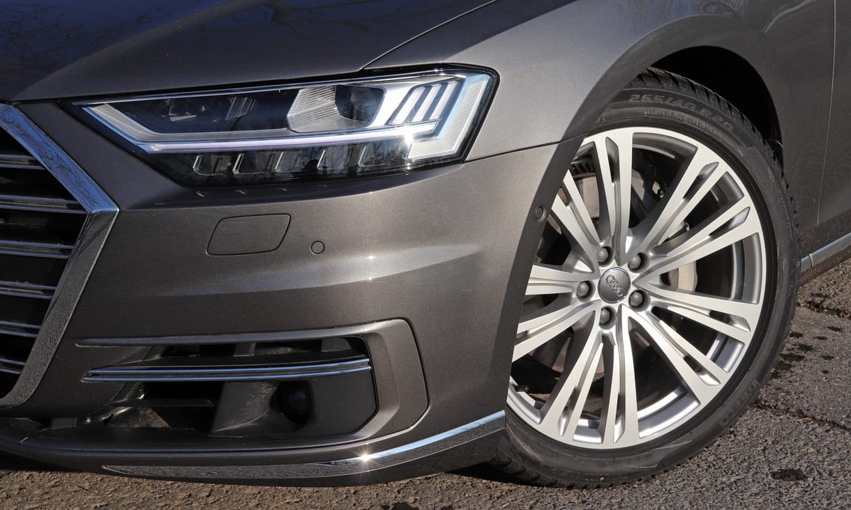 Túladagolt technológia: teszteltük az új Audi A8-at