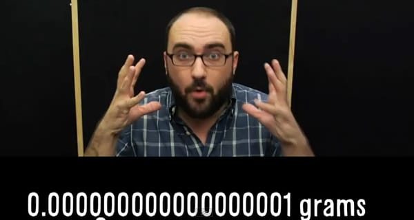 A nap videója - mennyi az internet súlya?
