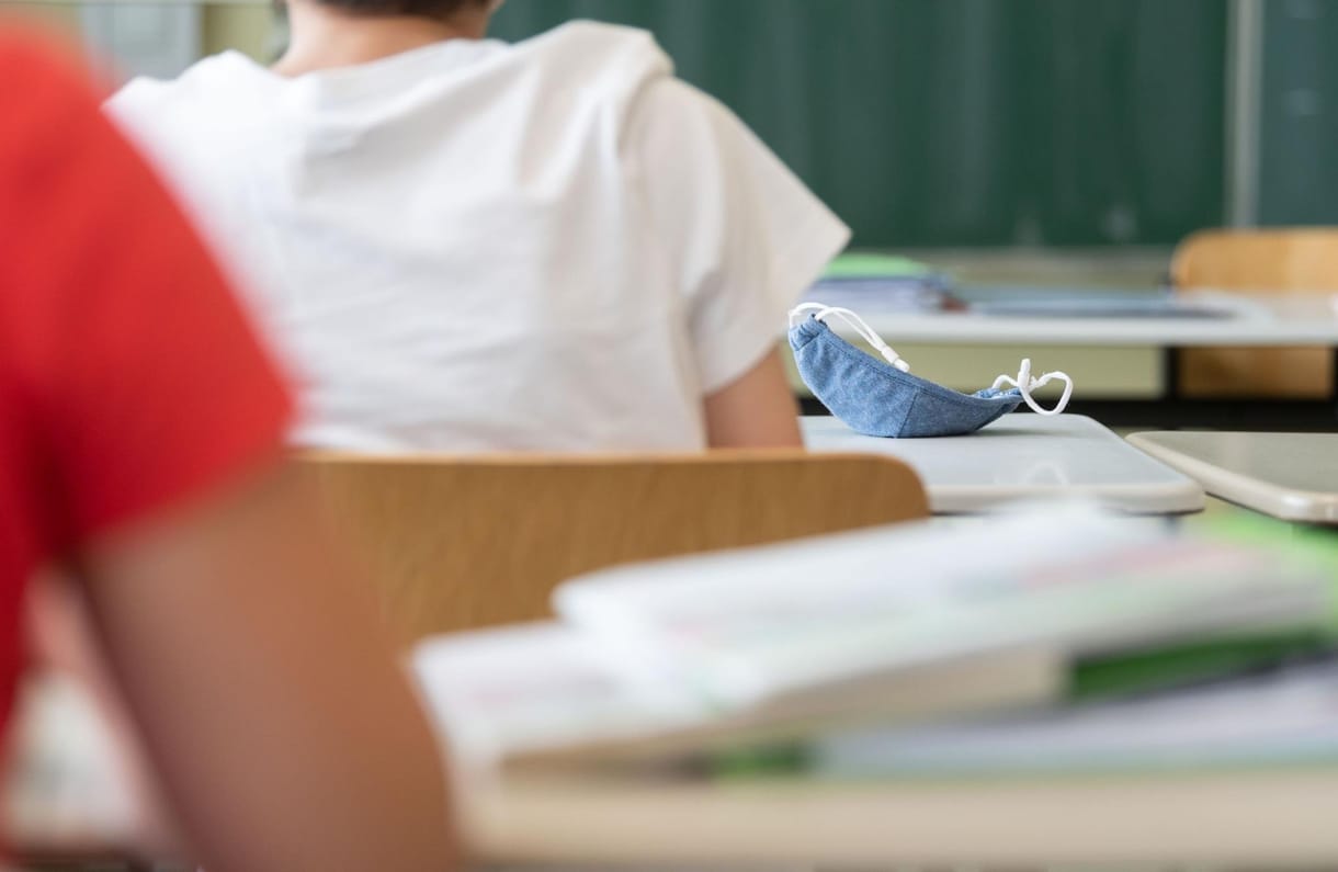 Ezekre a tünetekre figyeljen: hosszú Covidtól szenvedhet a gyereke, ha ezek előjönnek