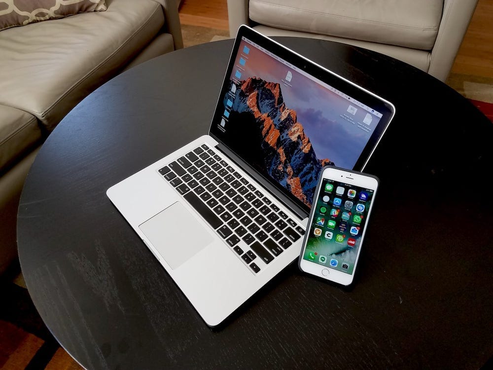 Apple gépet vesznek az iPhone-osok? Vagy inkább PC-t?