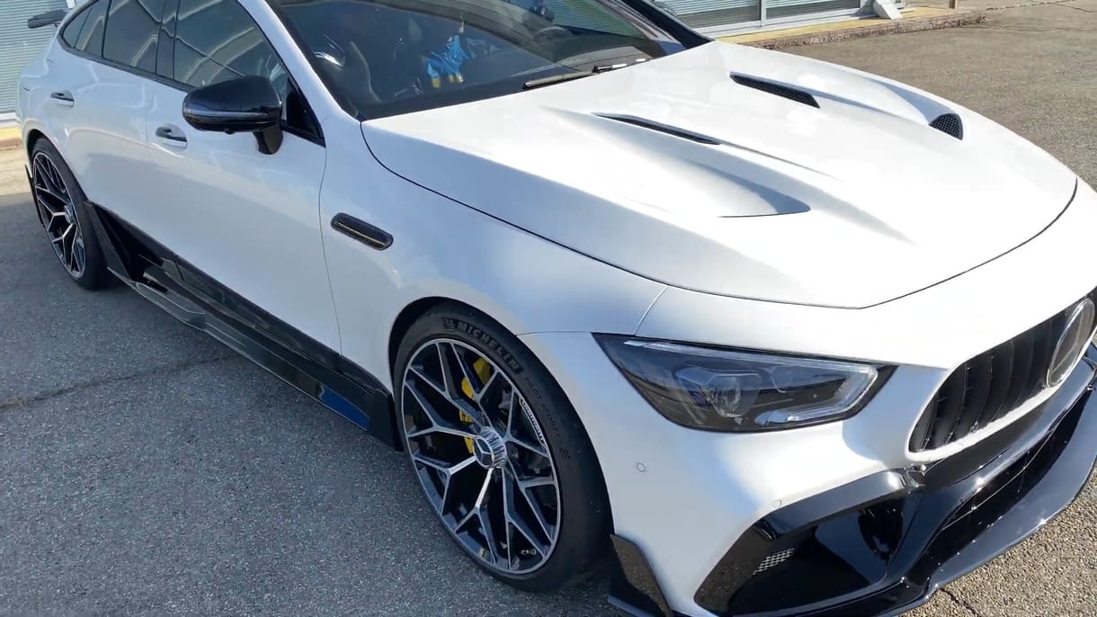 Alaposan átértelmezték az oroszok a Mercedes-AMG GT-t