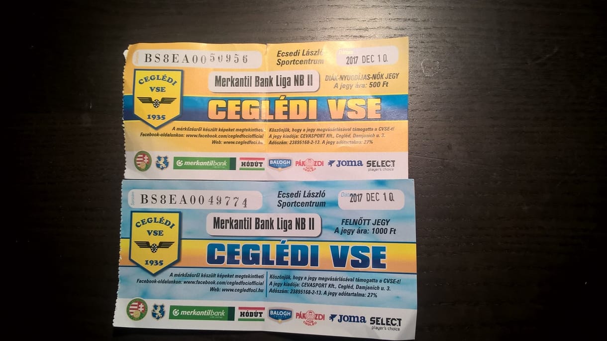 Újítás a magyar fociban: a felnőtt jegy mellett női jegyet is lehet venni