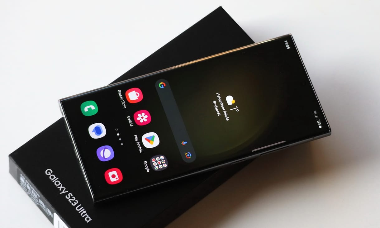Samsung mobilja van? 72 hibát, köztük egy kritikusat javít ki, ha ráengedi ezt a frissítést