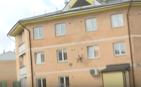 Első útján falnak csapódott és darabokra tört egy orosz postai drón