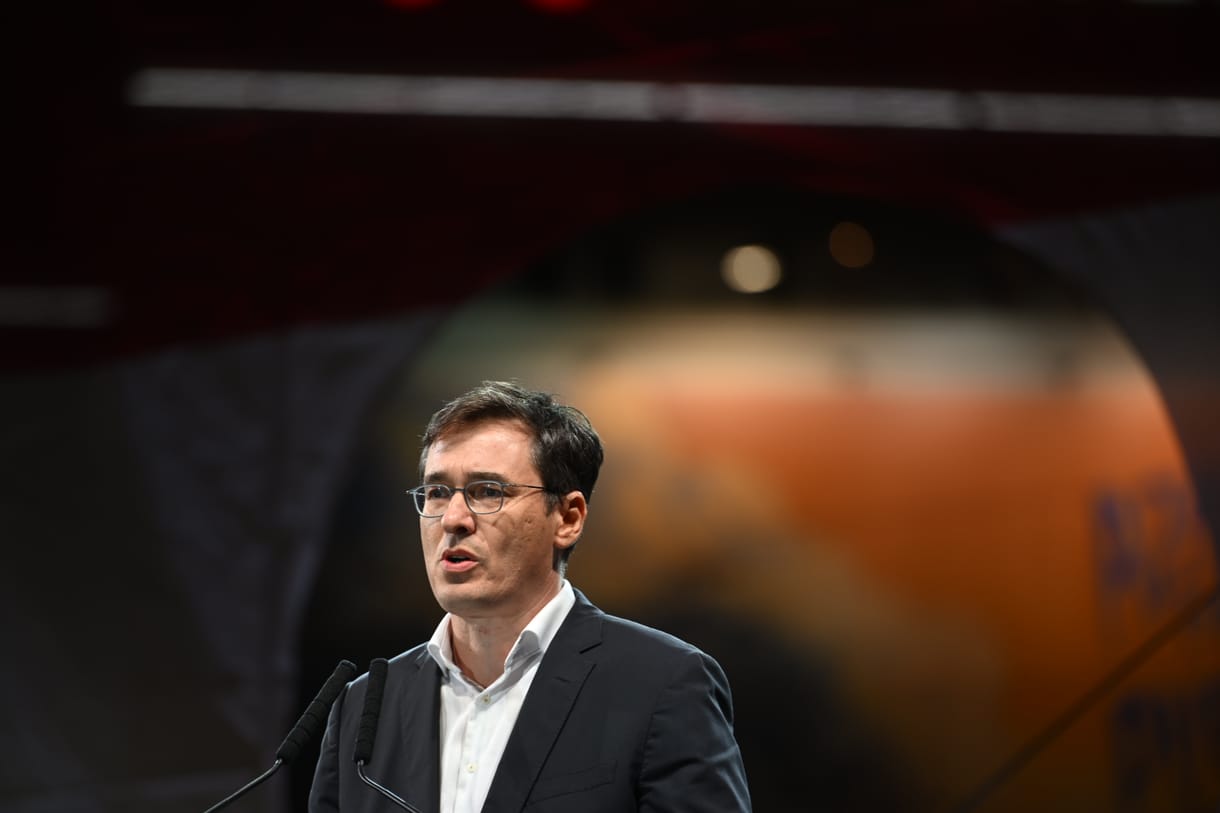 Karácsony Gergelyt támogatja a Momentum az önkormányzati választáson