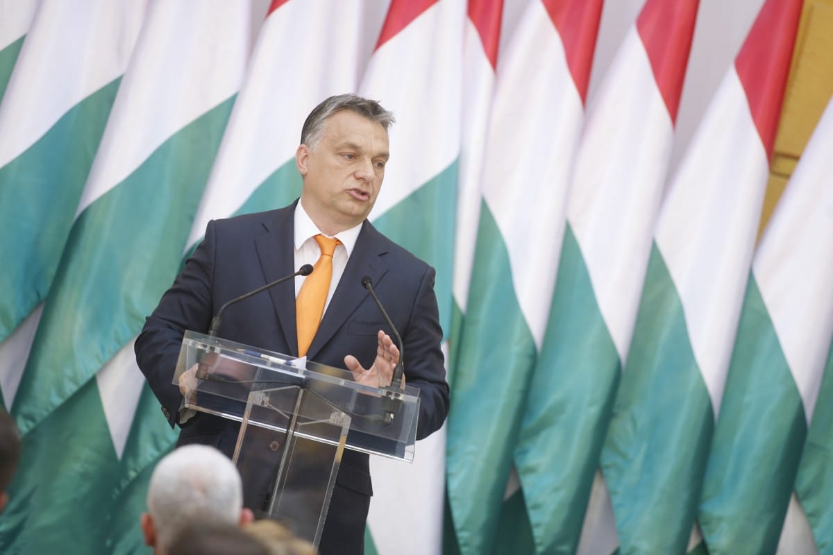 A határokat meg fogjuk védeni - Orbán megszólalt a kerítés ügyében
