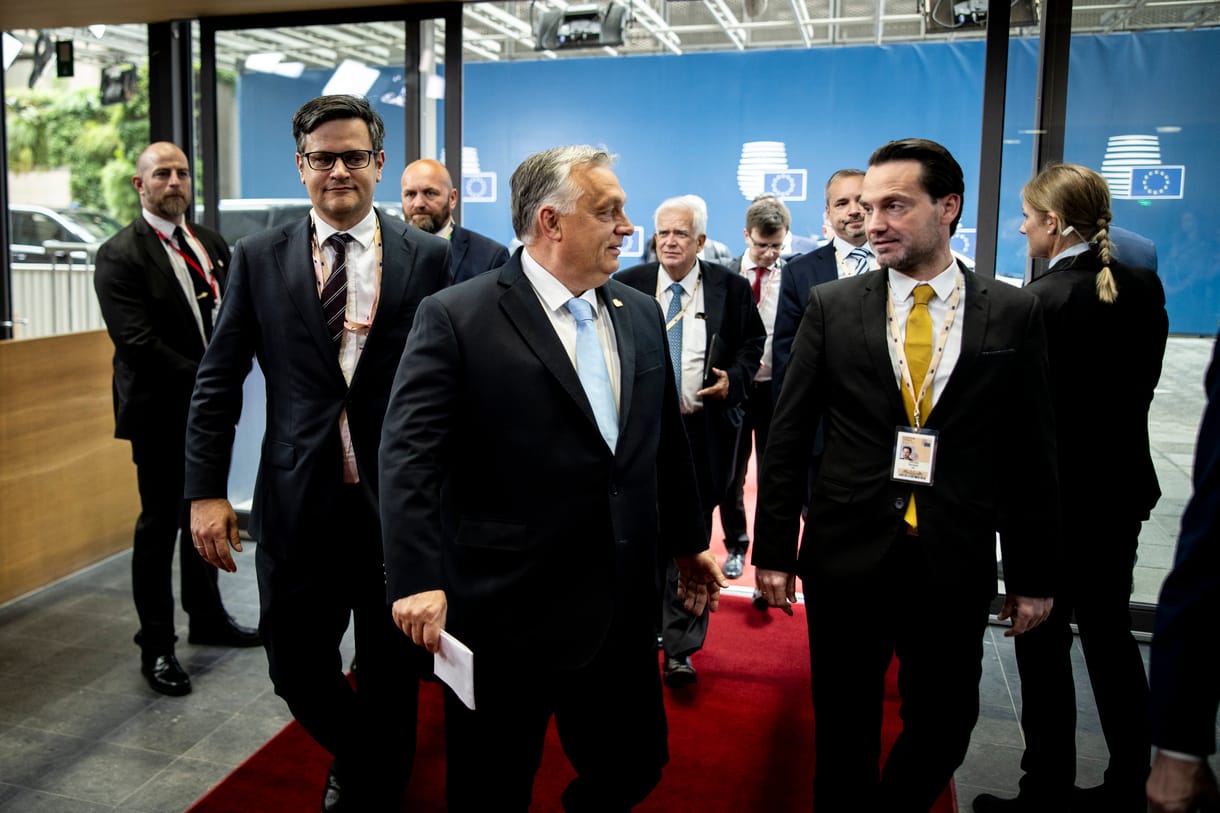 Blokkolták a magyarok és a lengyelek a migrációs végkövetkeztetéseket, elmaradt az áttörés az EU-csúcs első napján
