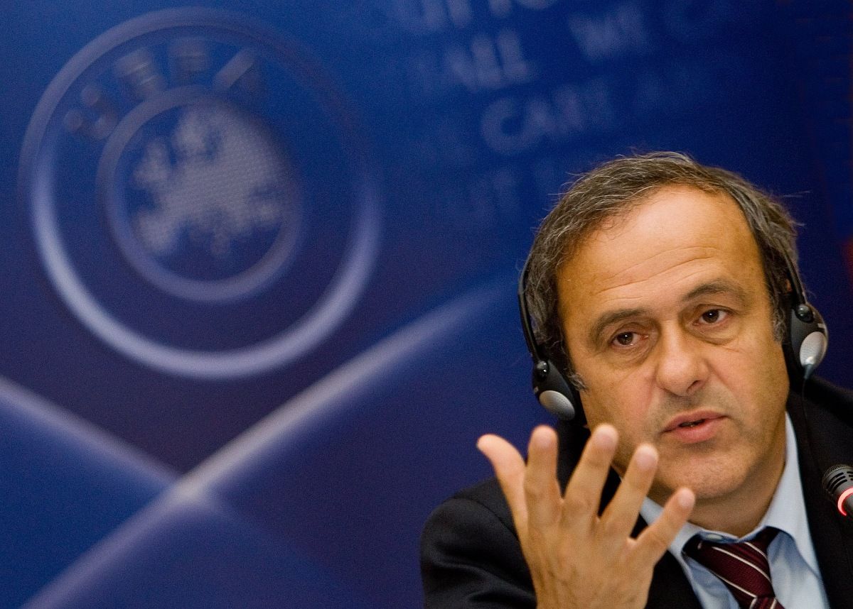 Platini 64 csapatos Bajnokok Ligáját akar 
