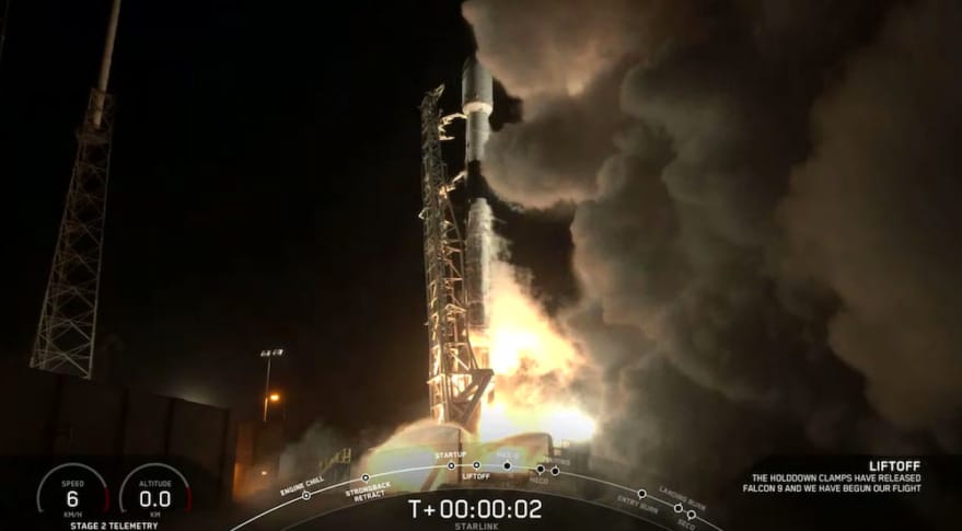 Amíg ön aludt, Elon Musk újabb műholdsereget indított útnak