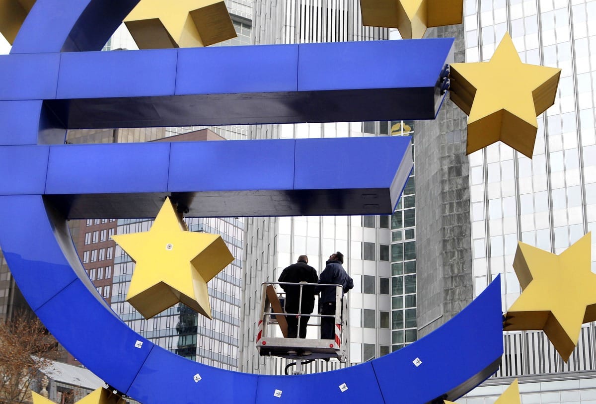Euróválság: pénznyomtatás vagy összeomlás heteken belül