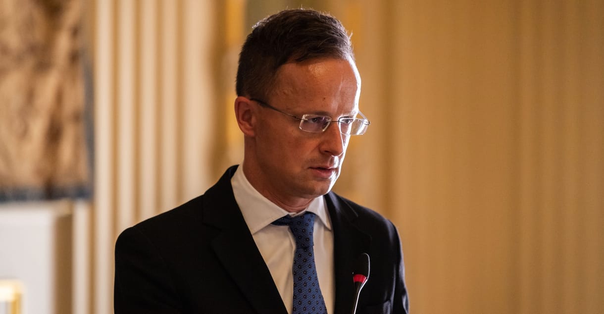 Szijjártó bekérette a német nagykövetet