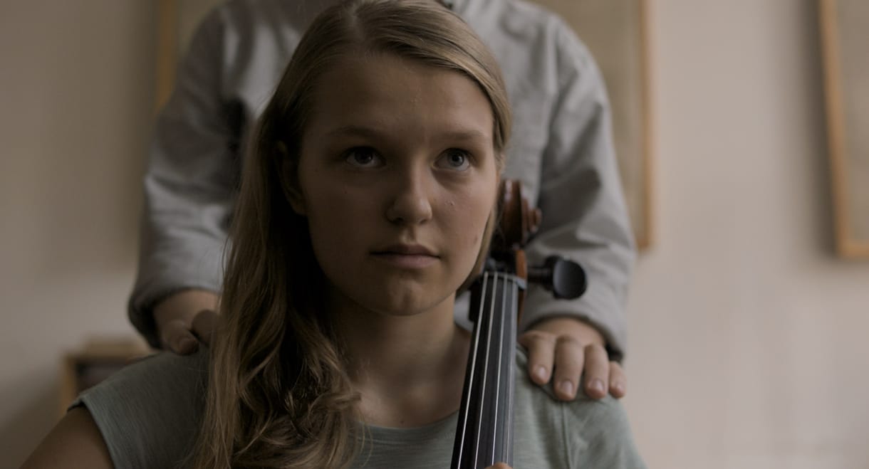 Tanítványát molesztáló karmestert játszik Máté Gábor az ősszel érkező magyar filmben
