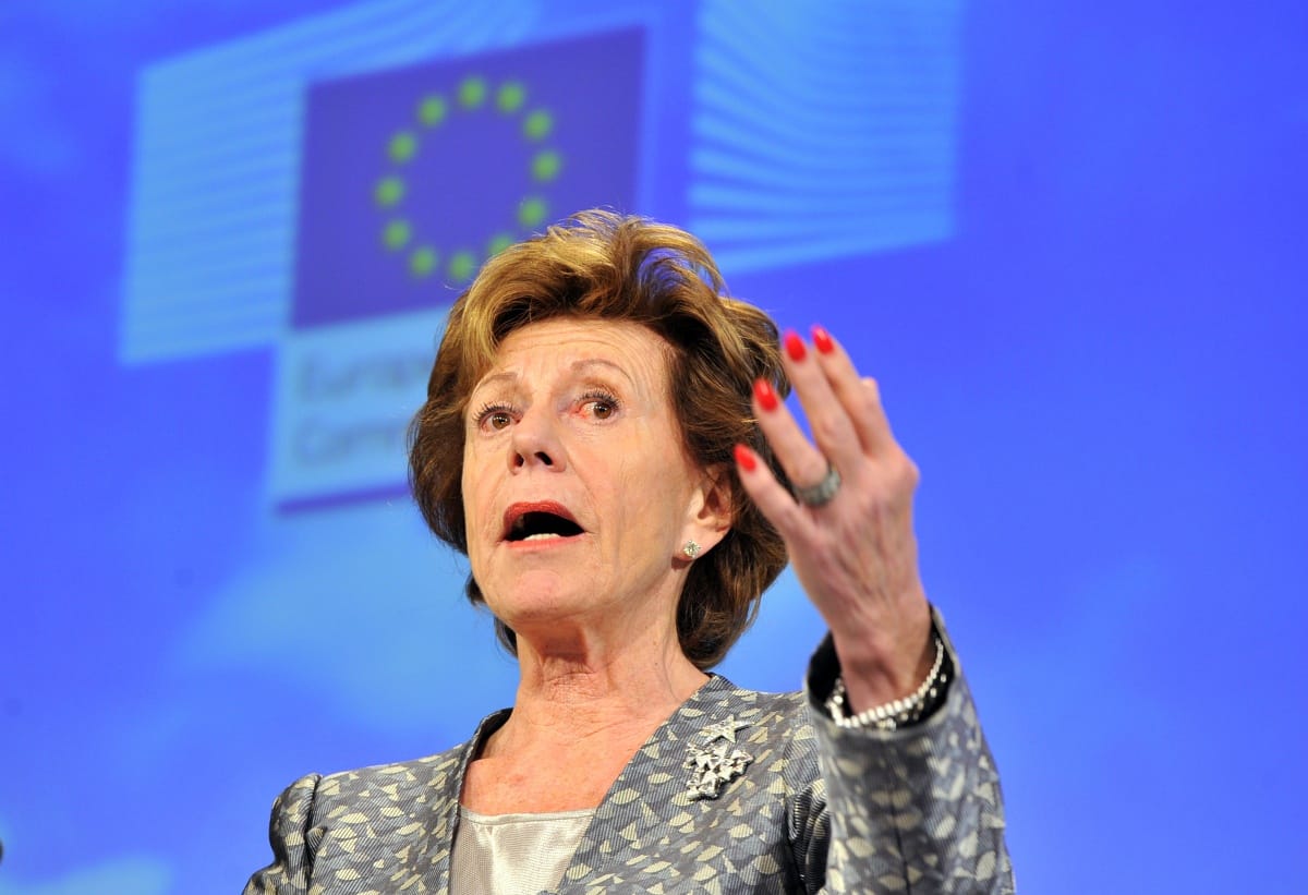 Teljesen eltörölhetik a roamingdíjakat az EU-ban