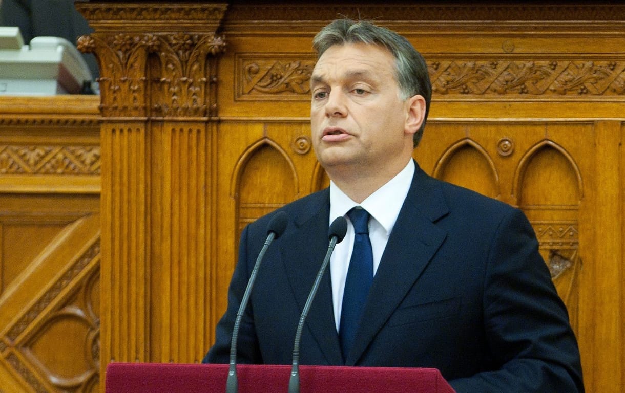 Orbán olcsóbb rezsidíjakat ígér