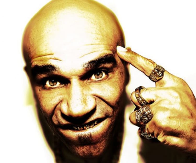 Zene a munkaidő végére: Goldie - Inner City Life (videó)