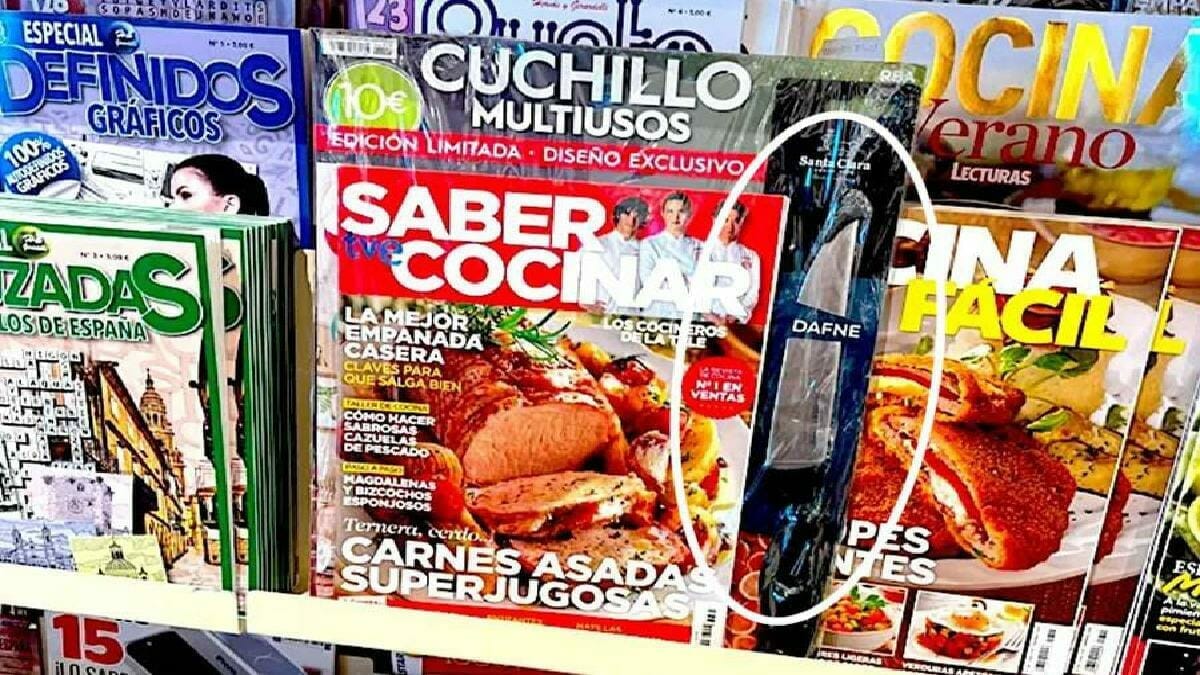 Ajándék késsel árultak egy magazint egy kanári-szigeteki reptéren