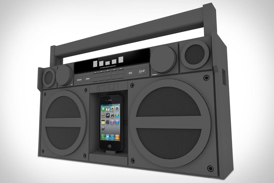 iPhone boombox a kazettás magnók szerelmeseinek