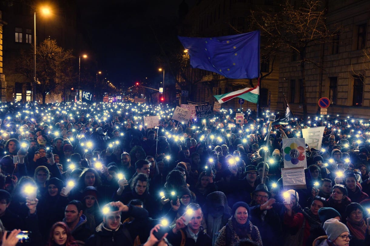 Az LMP a parlament elé viszi a diákok 12 pontját