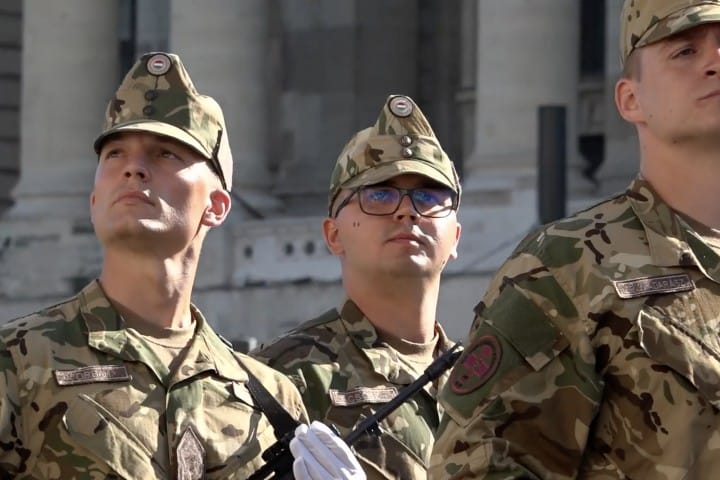 Orbán Gáspár a Honvédelmi Minisztérium ösztöndíjasaként tanulhatott egy brit elitiskolában