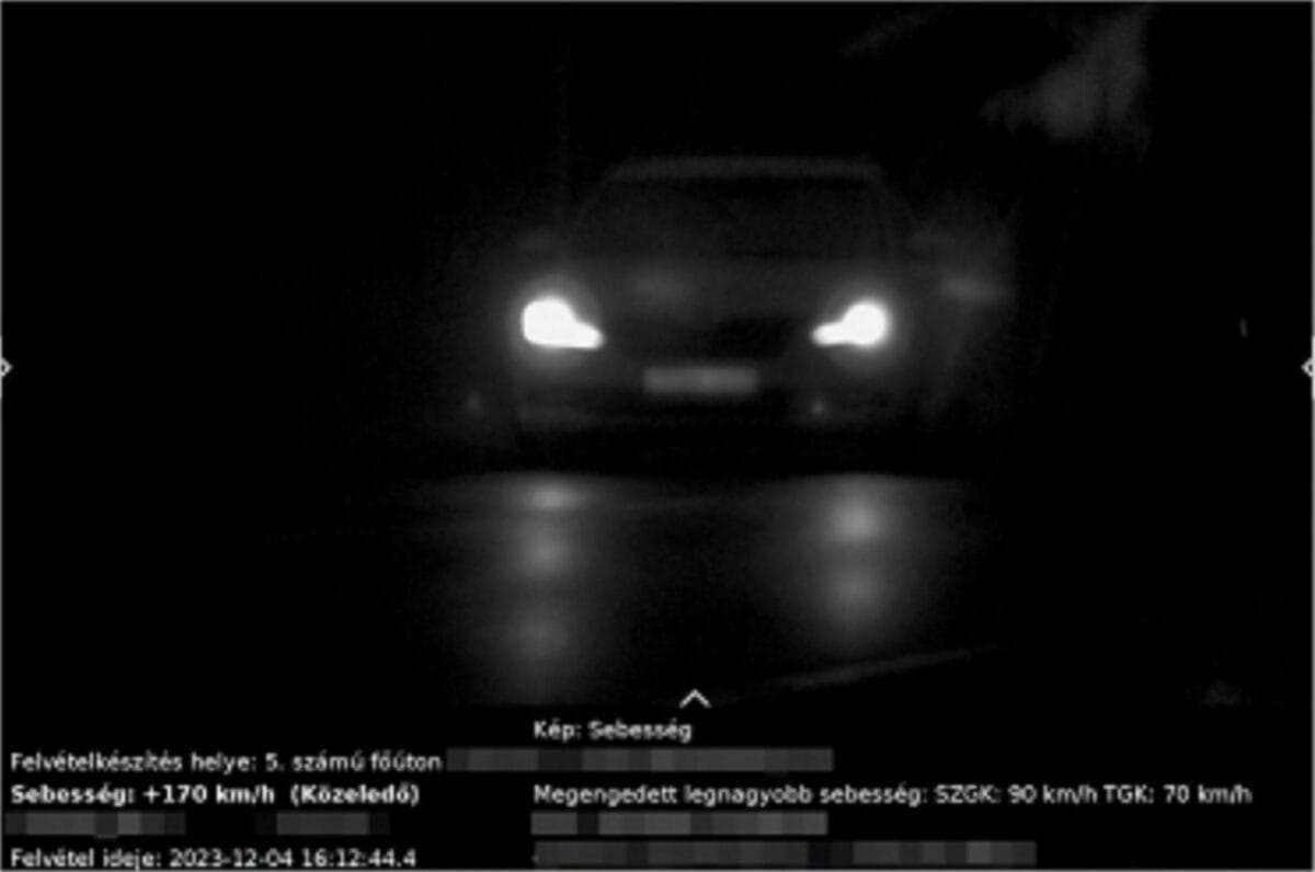 Ez a 170-nel lefotózott Skoda ismét példa rá, hogy éjjel is jól lát a traffipax