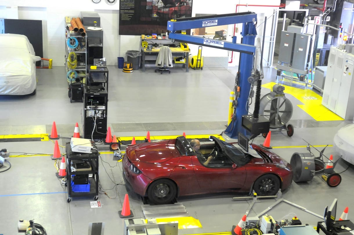 A Tesla születése – Elon Musk életútja 8. rész