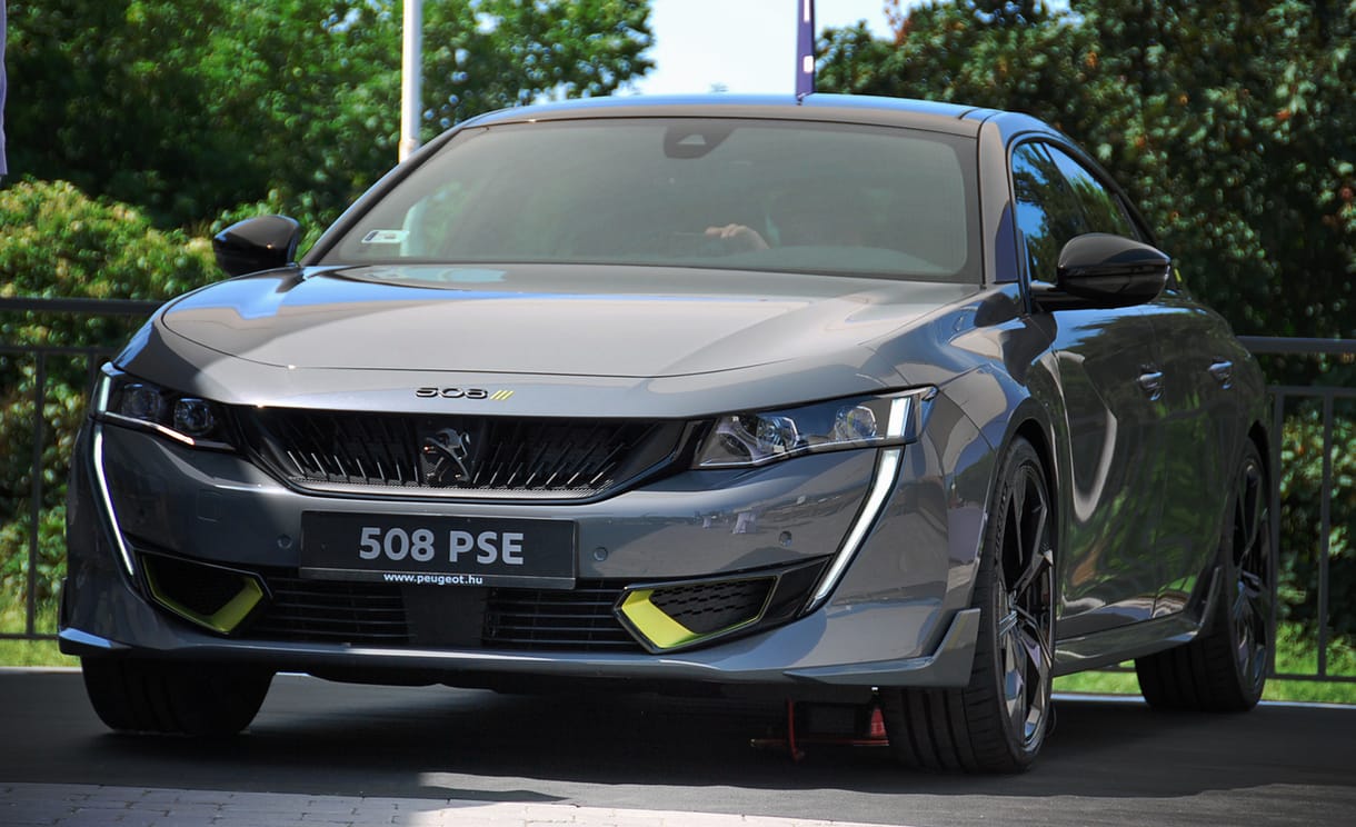 Jelszava a kriptonit - megérkezett hozzánk is a legsportosabb Peugeot