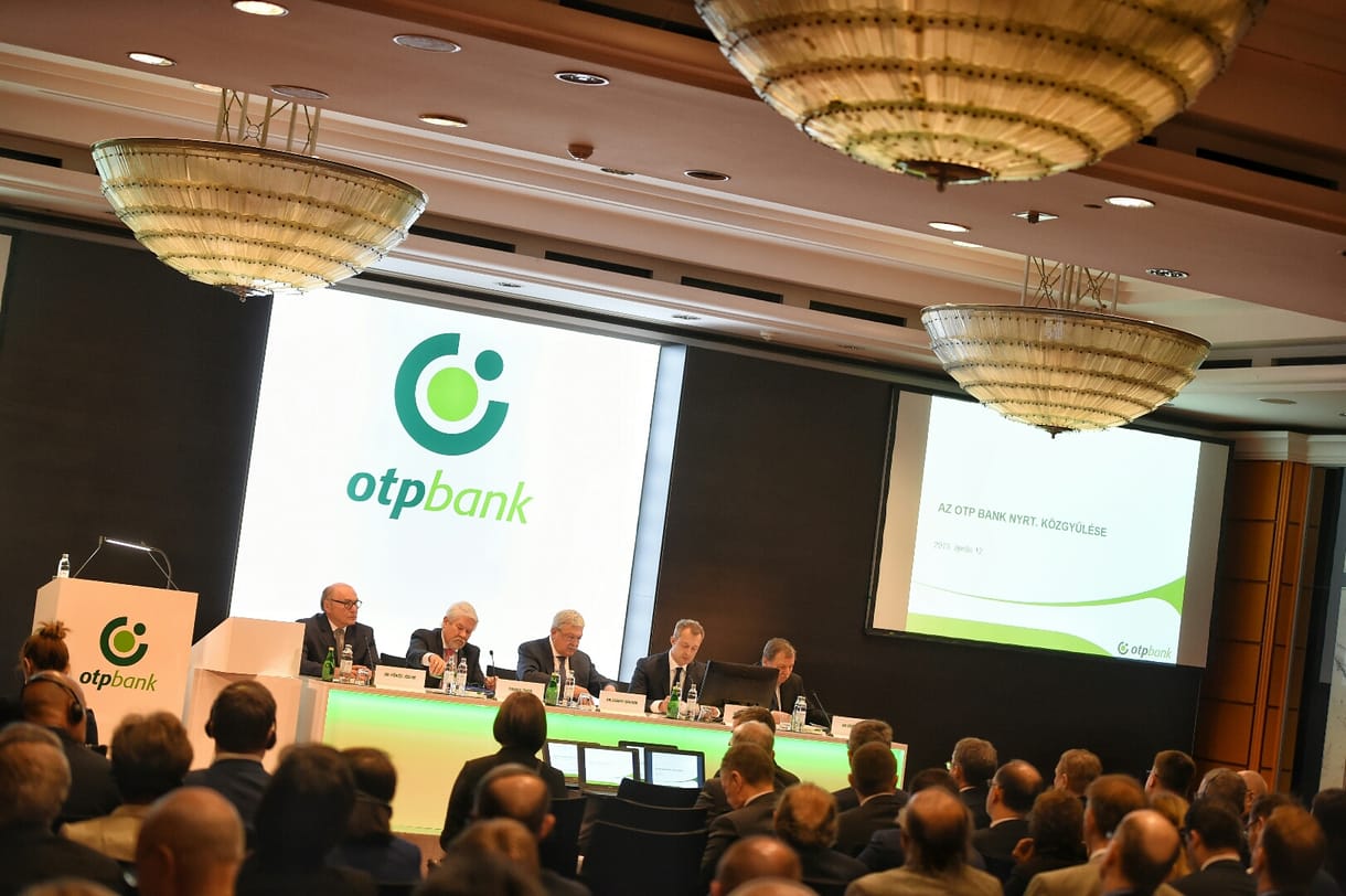 Nagy dobásra készül Romániában az OTP