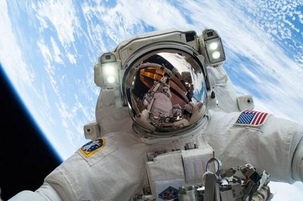 Selfie: a Föld és én