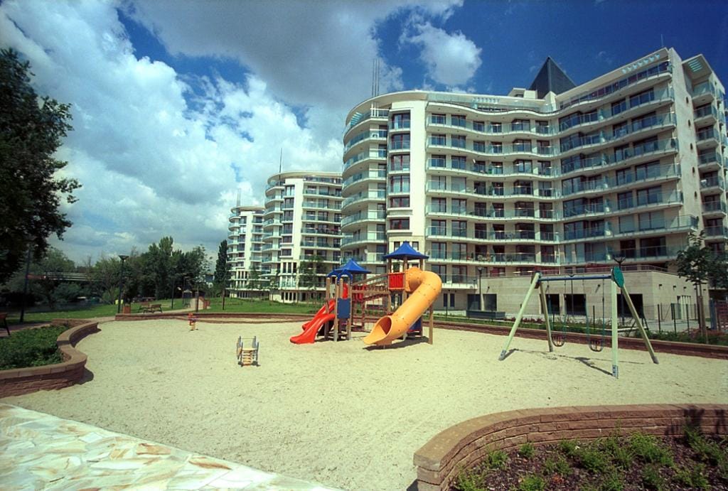 Marina Part - A természet ölelésében