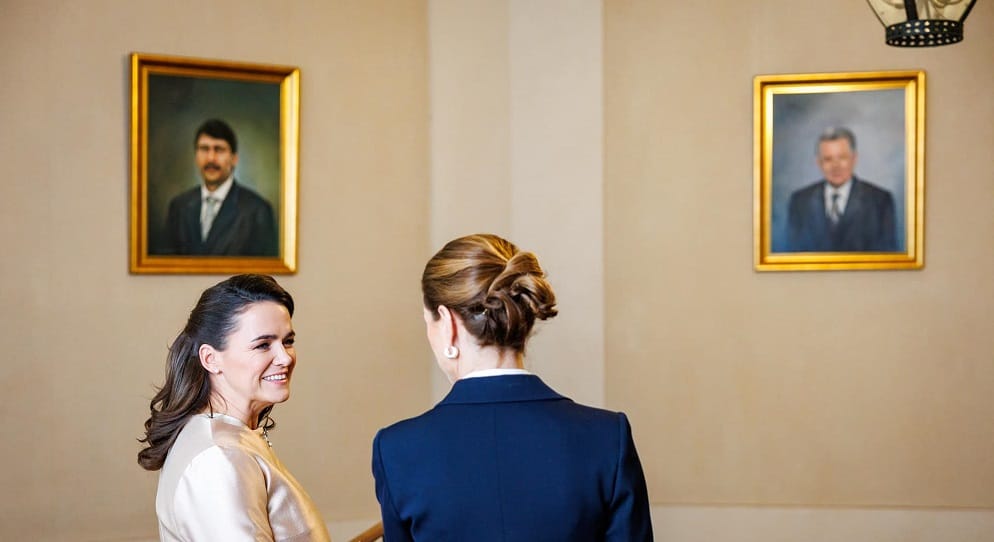 Tudta? A Sándor-palota falát Ádert és Schmittet ábrázoló olajfestmények díszítik