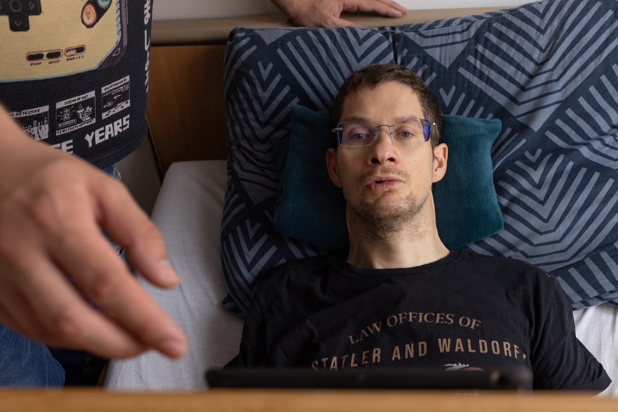 A Pesti Srácok műsorvezetője felrótta Karsai Dánielnek, hogy nem volt benne elég türelem a saját halálával kapcsolatban