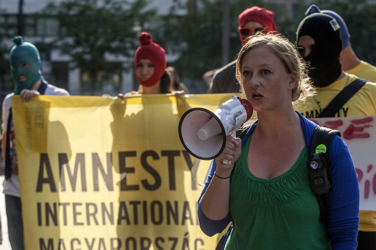 A magyar Amnesty sem regisztrál, megy a bíróságra