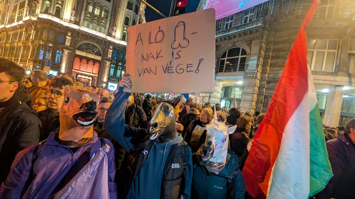 Engedélyezte a hídfoglalást Hadházyéknak a rendőrség