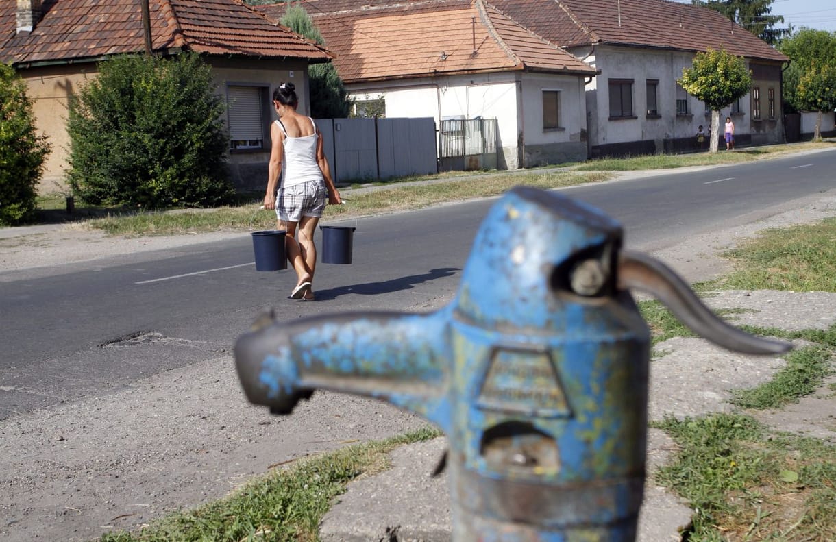 A vizet védjük vagy az embereket? Áder vétója után kitörhet a kútháború
