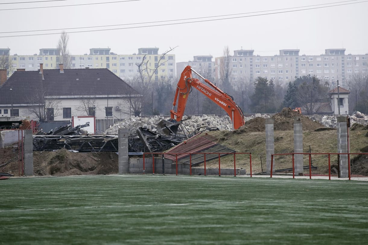 Lezárják és kiürítik a Bozsik Stadion környékét