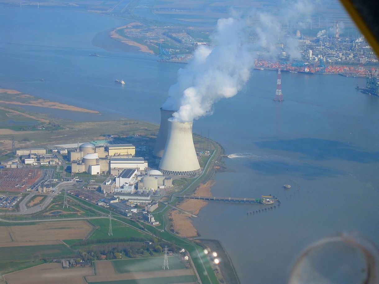 Már a hollandok is kérik két belgiumi atomreaktor leállítását