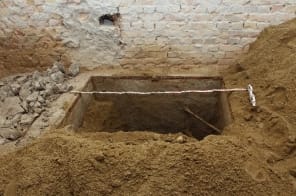 Nappaliba akarta betonoztatni haragosait egy budapesti férfi