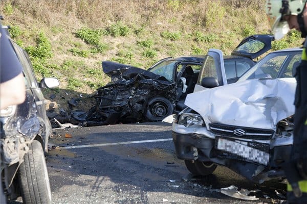 Fotók: Durva baleset volt délelőtt a 7-esen