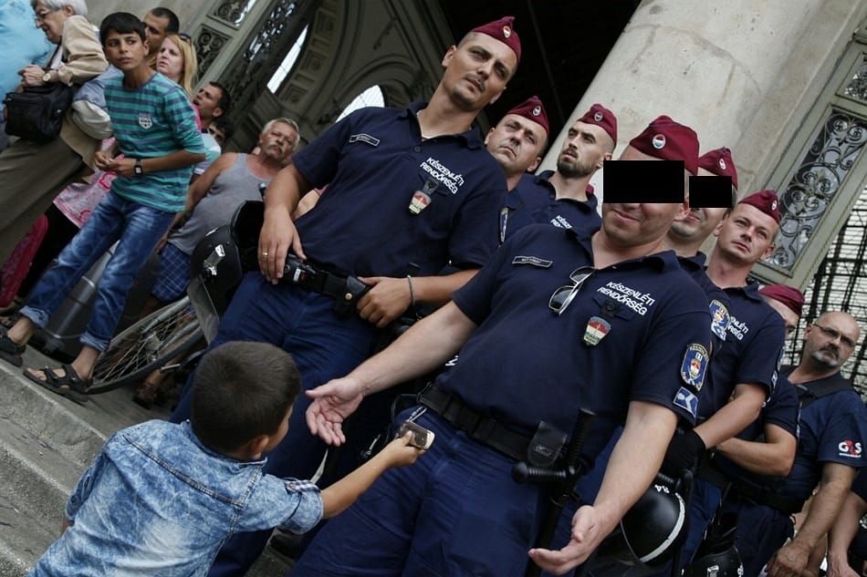 Nem lehet érzelmes rendőrt fotózni