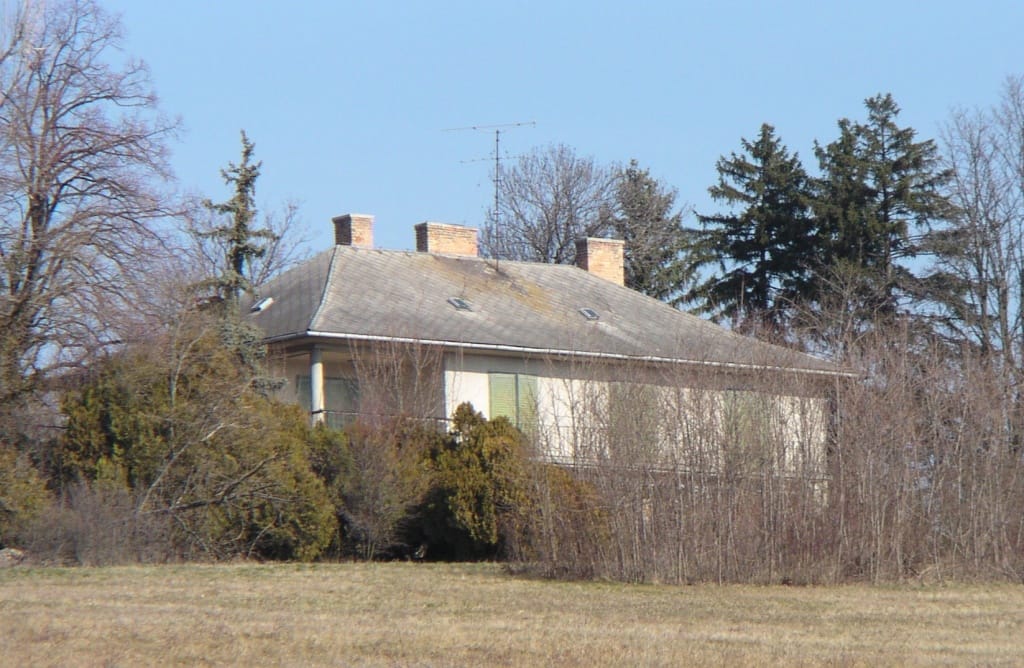 Földig rombolták az ikonikus balatonfüredi villát, egyelőre nincsenek válaszok a miértre