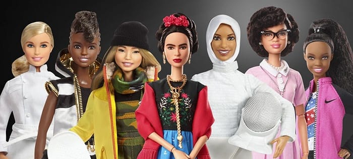 Jönnek a valódi nőkről mintázott Barbie-babák