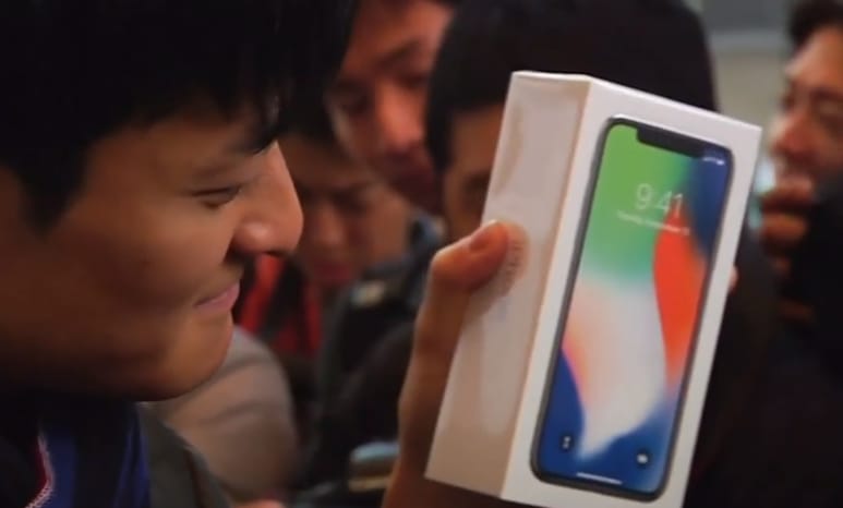 Nem veszik az Apple iPhone X-et, nagy bukta ez a Samsungnak és a Sonynak