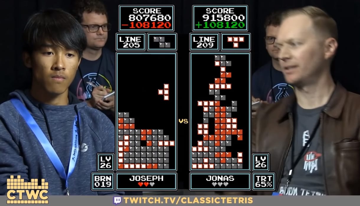Videó: Így játszik a 16 éves új Tetris-világbajnok